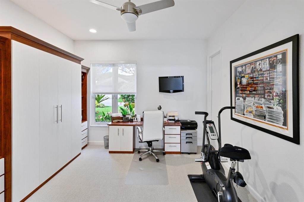 5824 NW 25th Terrace