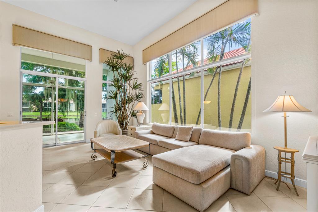 16814 Knightsbridge Lane