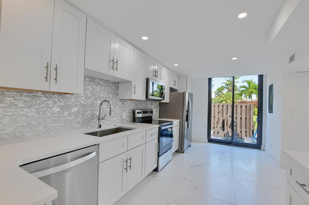 3707 Bridgewood Drive