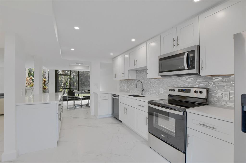 3707 Bridgewood Drive