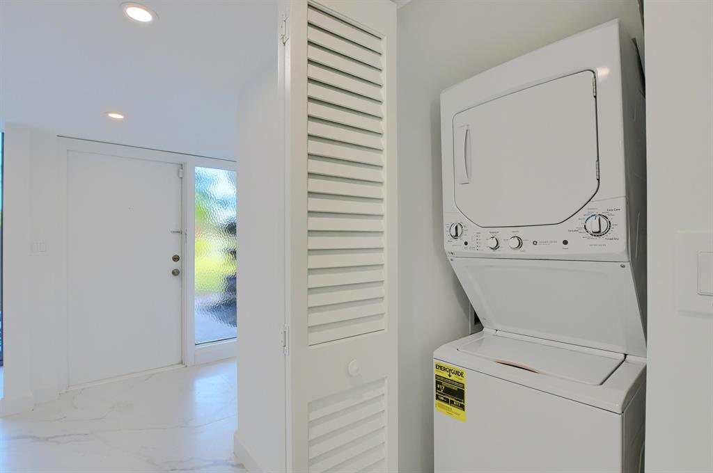 3707 Bridgewood Drive