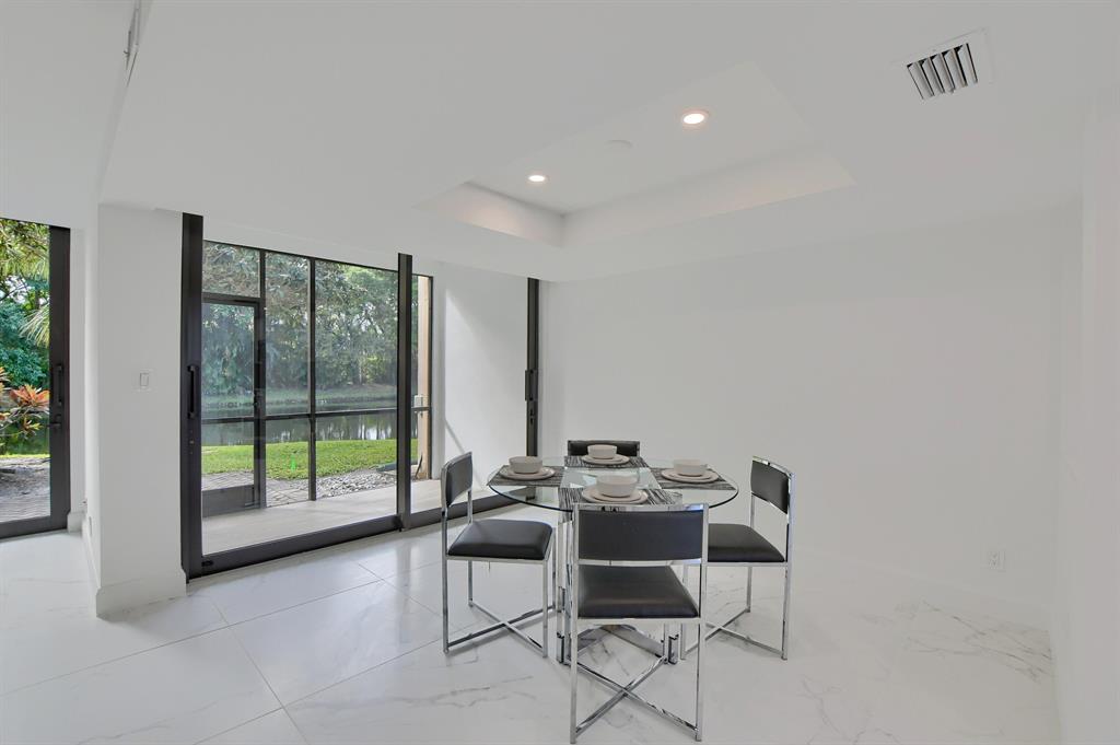 3707 Bridgewood Drive