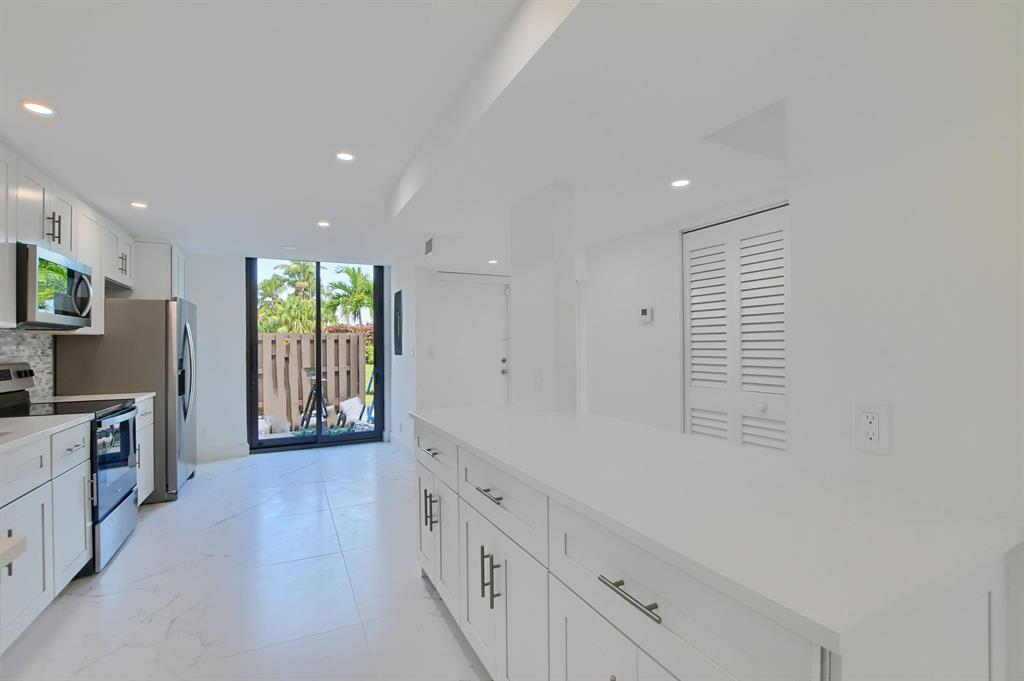 3707 Bridgewood Drive