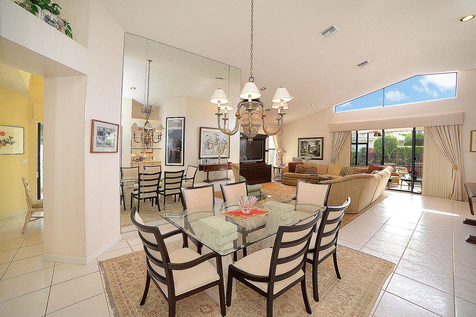 2141 NW 60th Circle