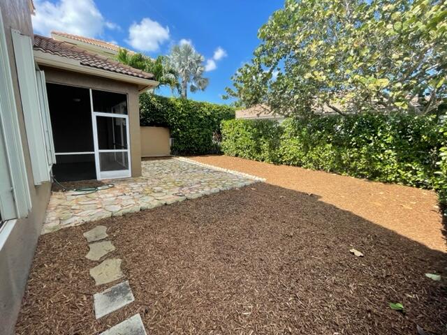 5834 Via De La Plata Circle