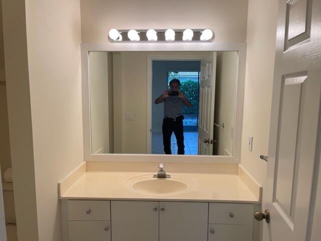 5834 Via De La Plata Circle