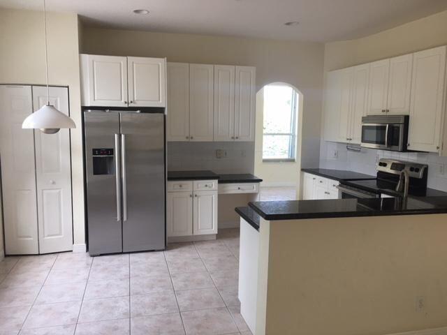 5834 Via De La Plata Circle