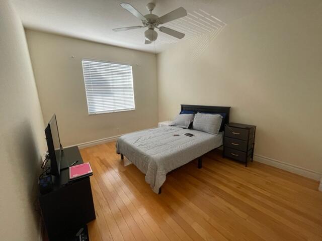 5834 Via De La Plata Circle