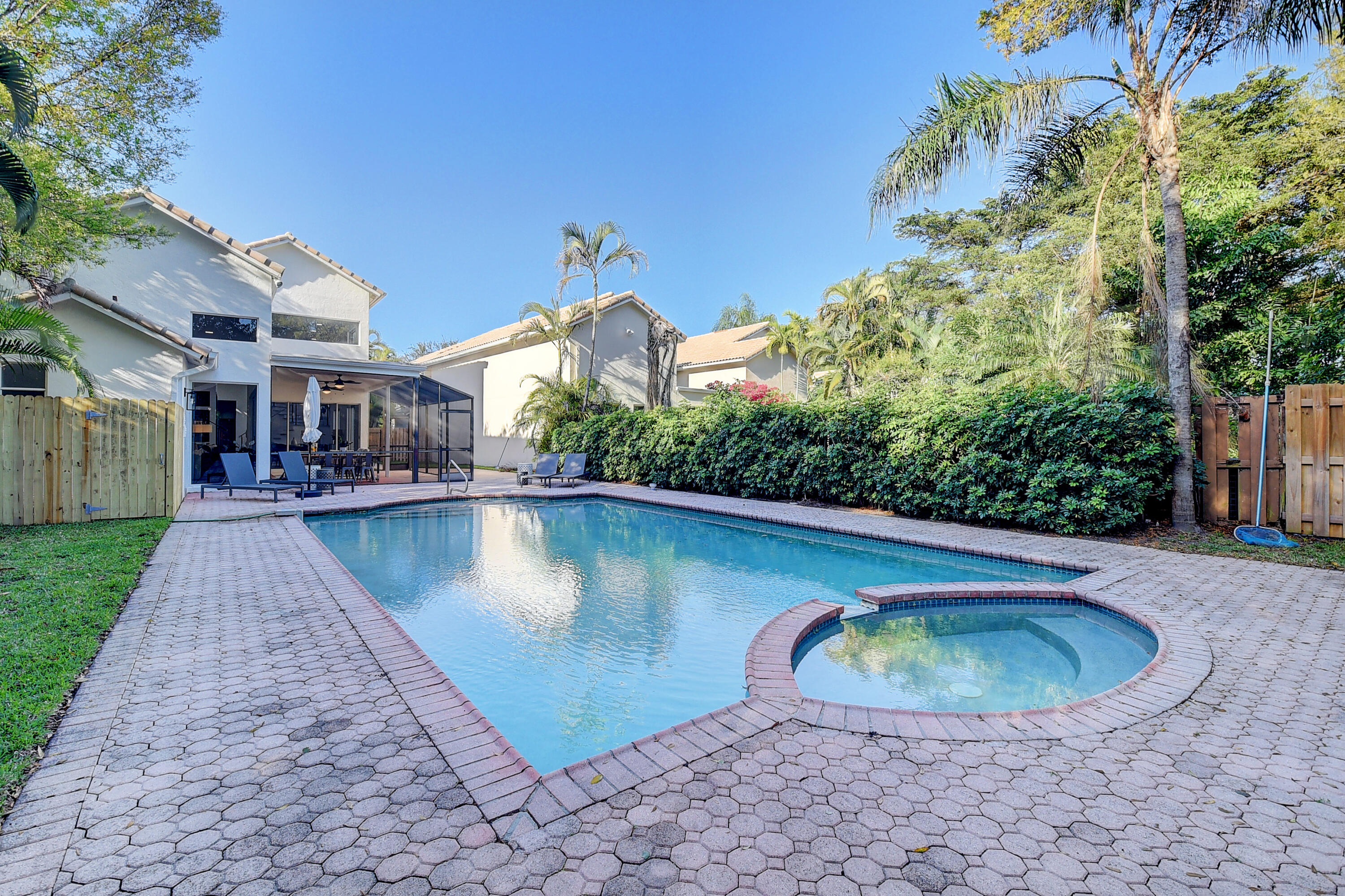 2464 NW 66th Drive