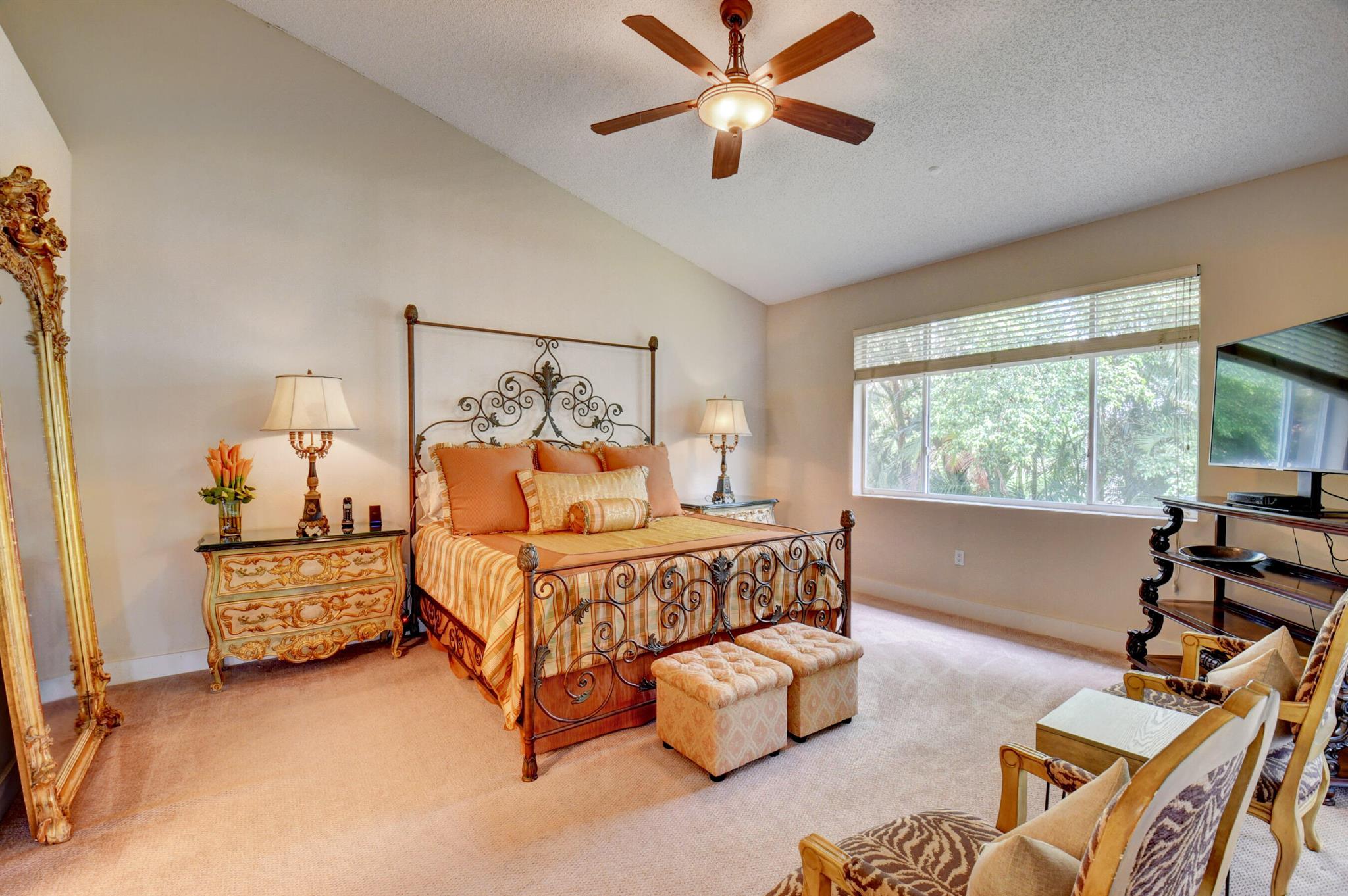 2464 NW 59th Street Unit: 1103