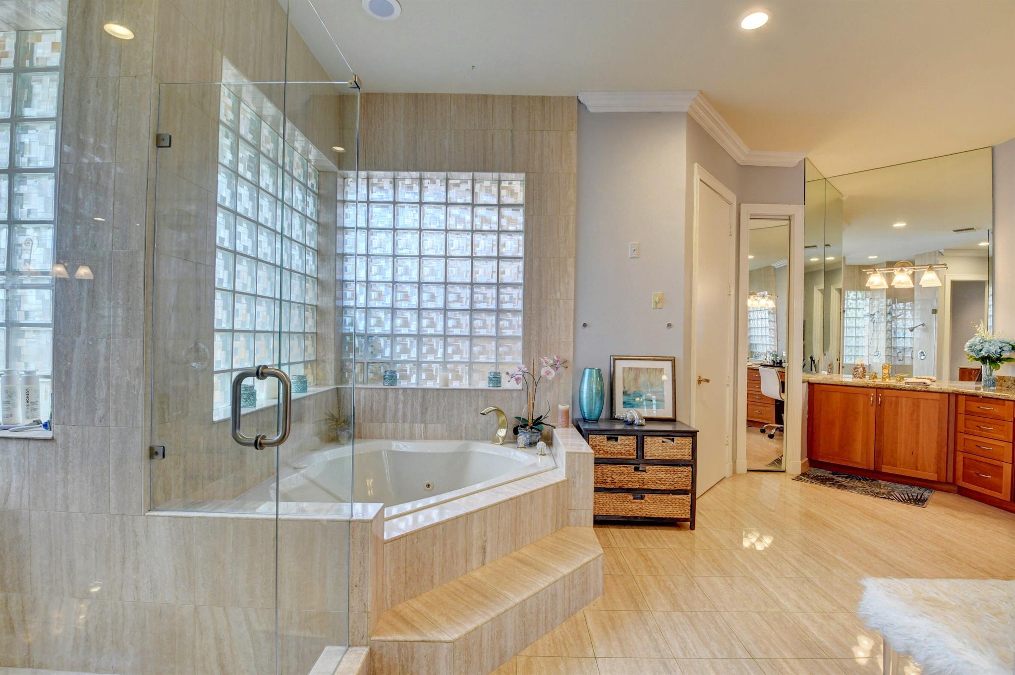 17032 Northway Circle