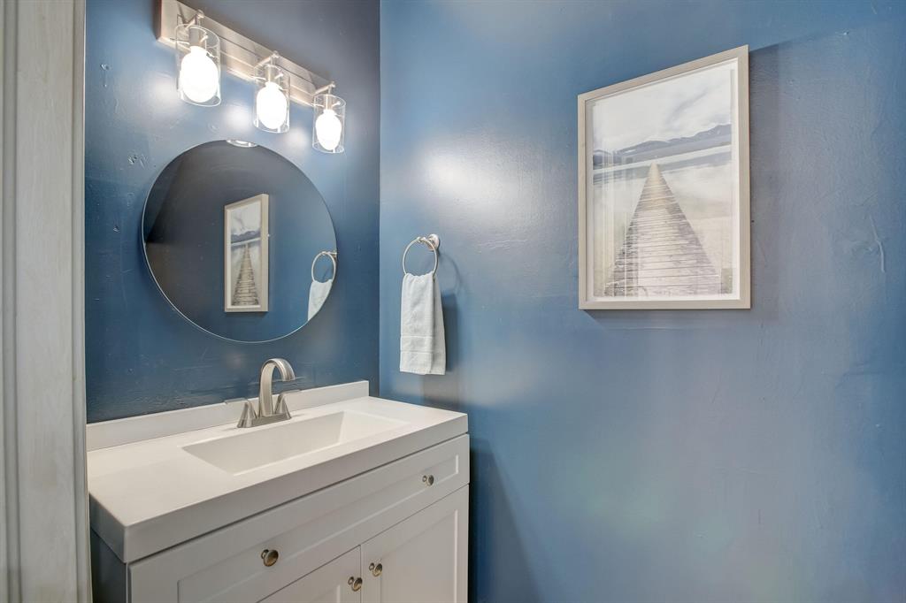 1767 NE 4th Avenue Unit: E4