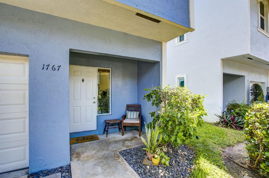 1767 NE 4th Avenue Unit: E4