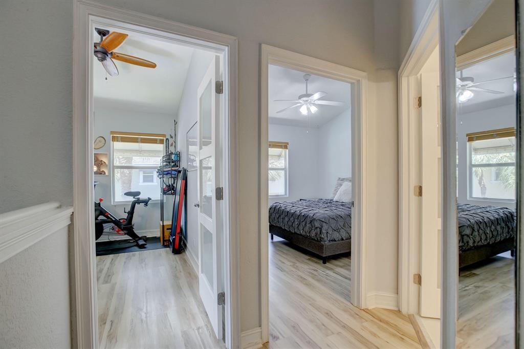 1767 NE 4th Avenue Unit: E4