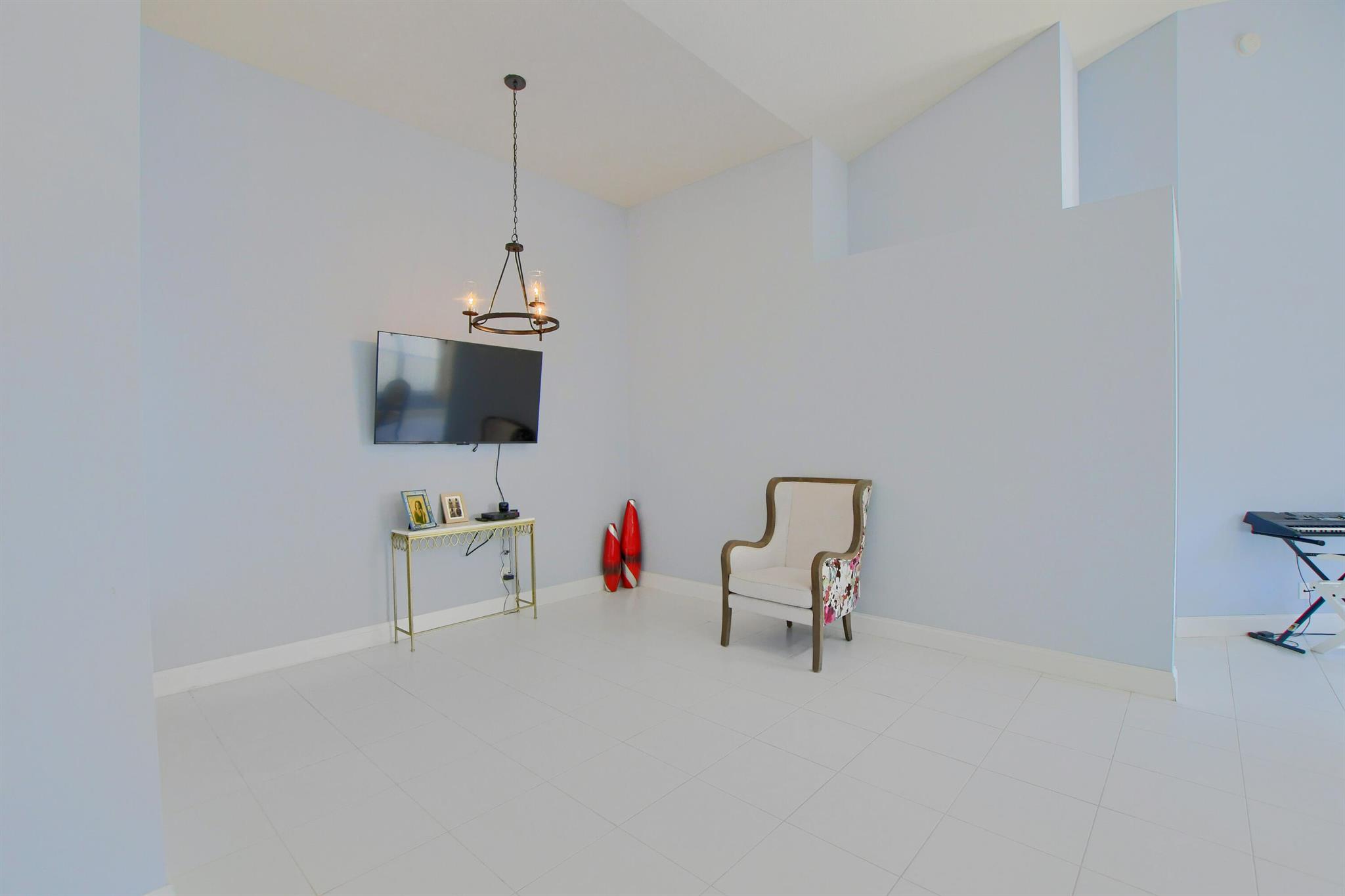 2475 NW 66th Drive