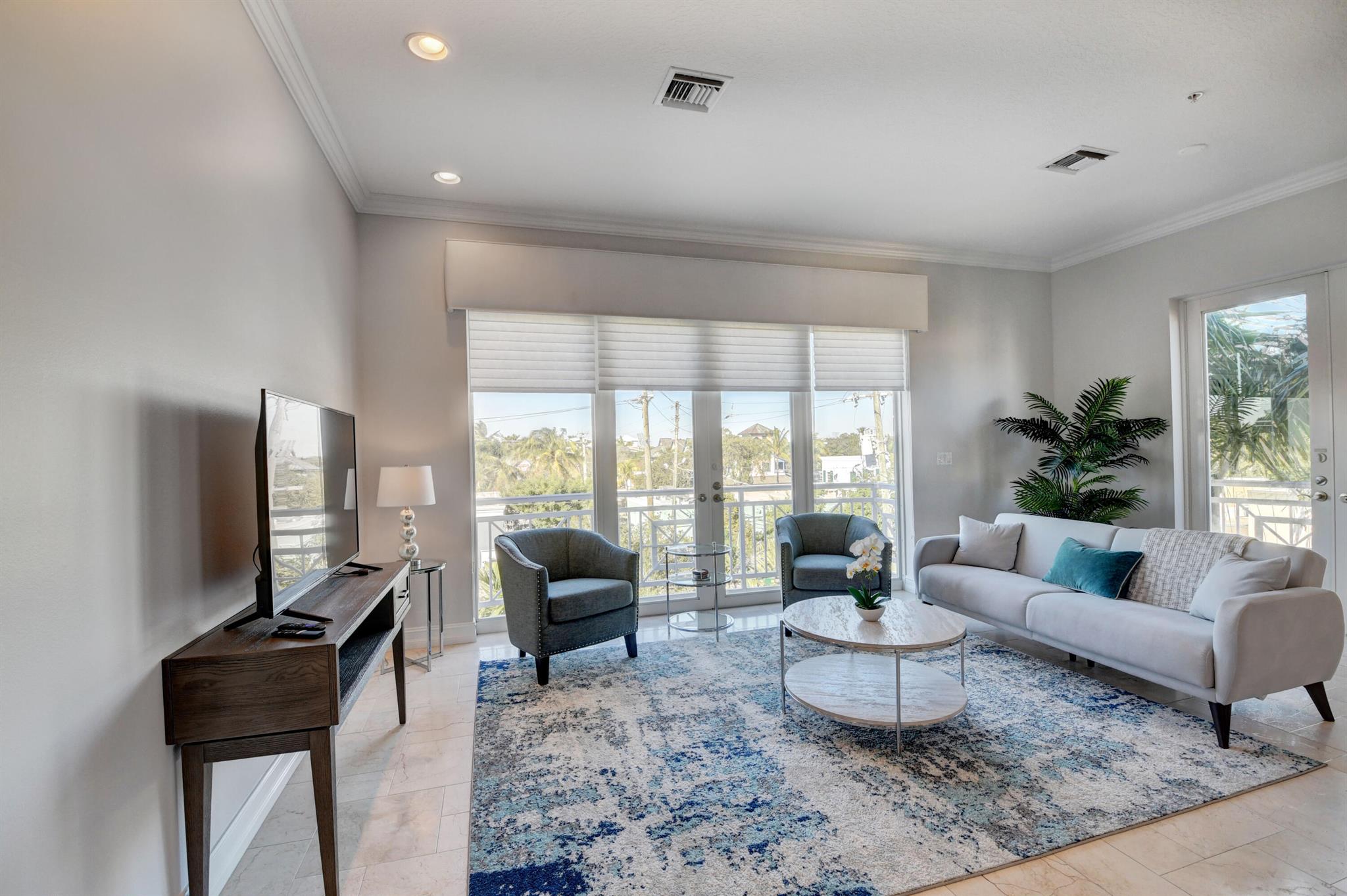 12 SE 1st Avenue Unit: 304