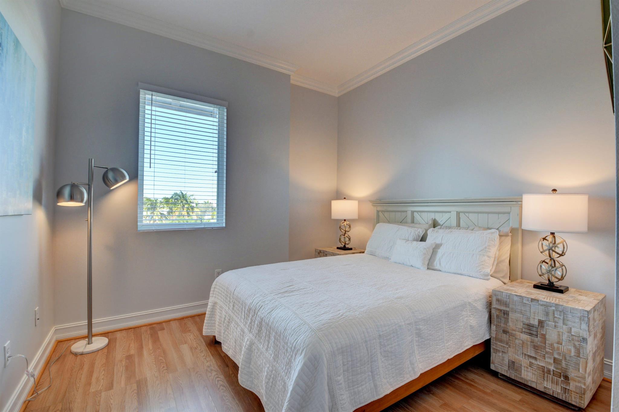 12 SE 1st Avenue Unit: 304