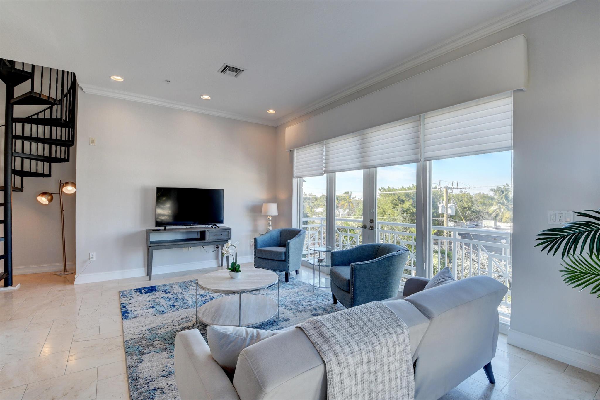 12 SE 1st Avenue Unit: 304