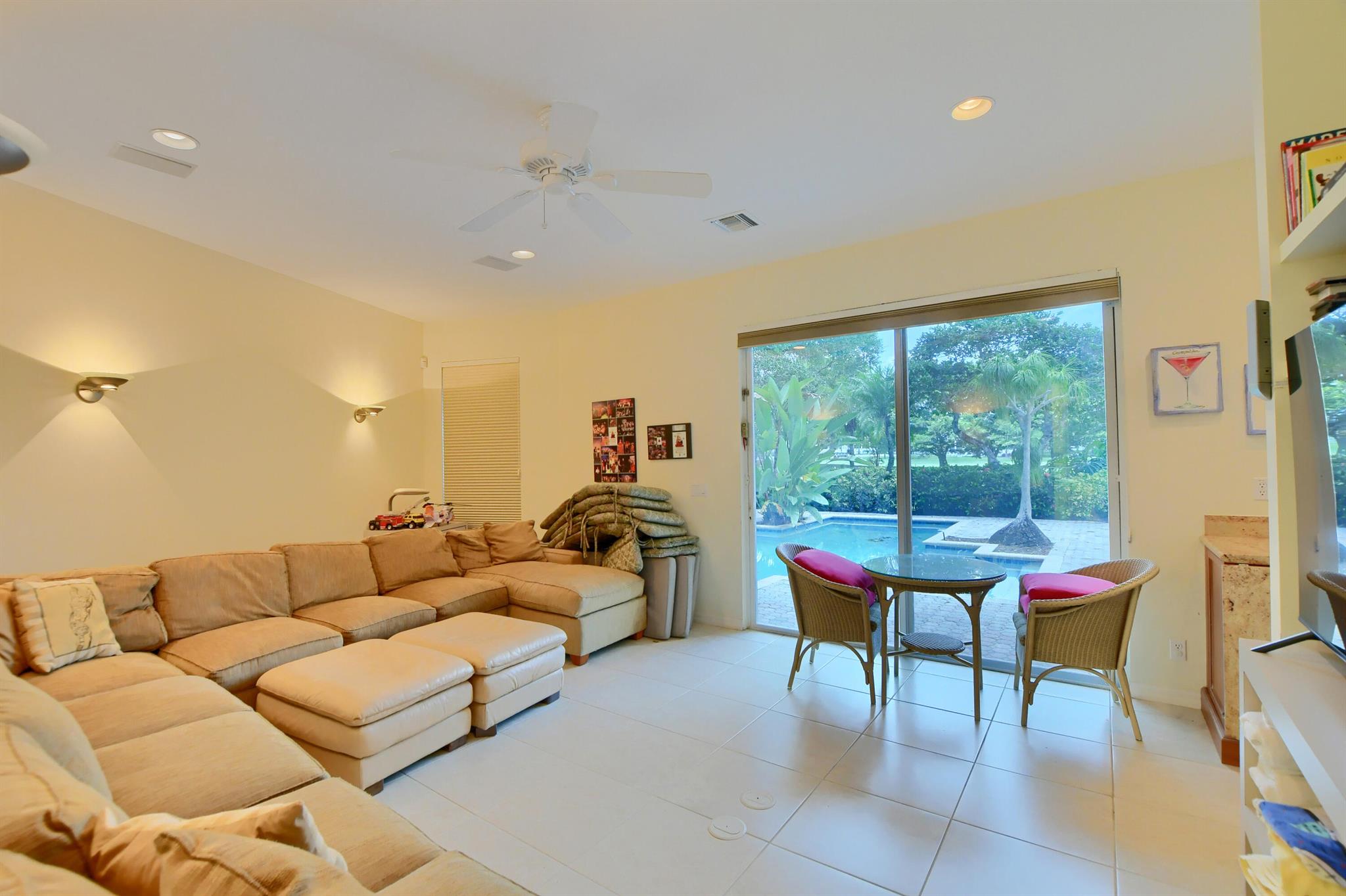 5607 NW 24th Terrace