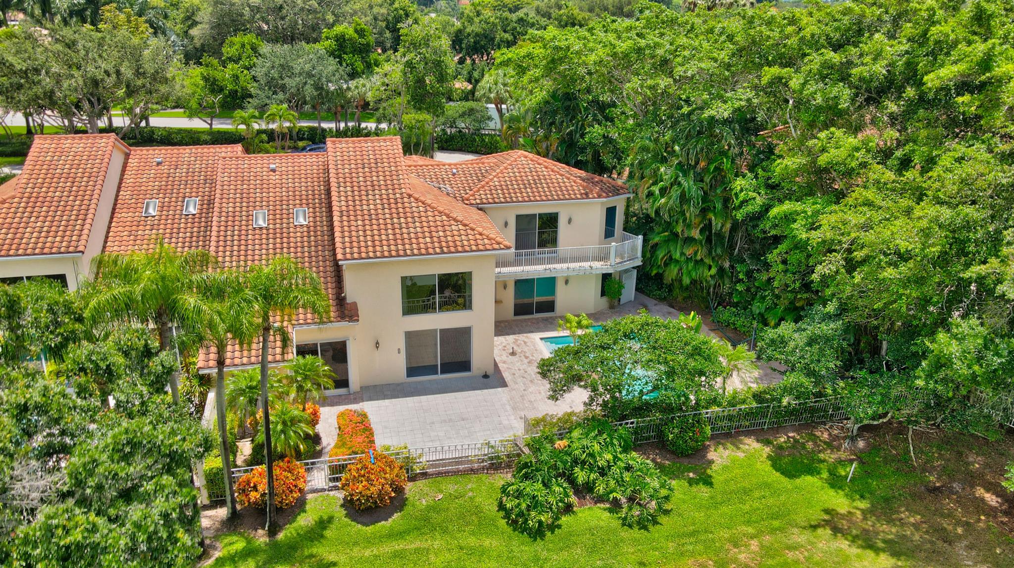 5607 NW 24th Terrace