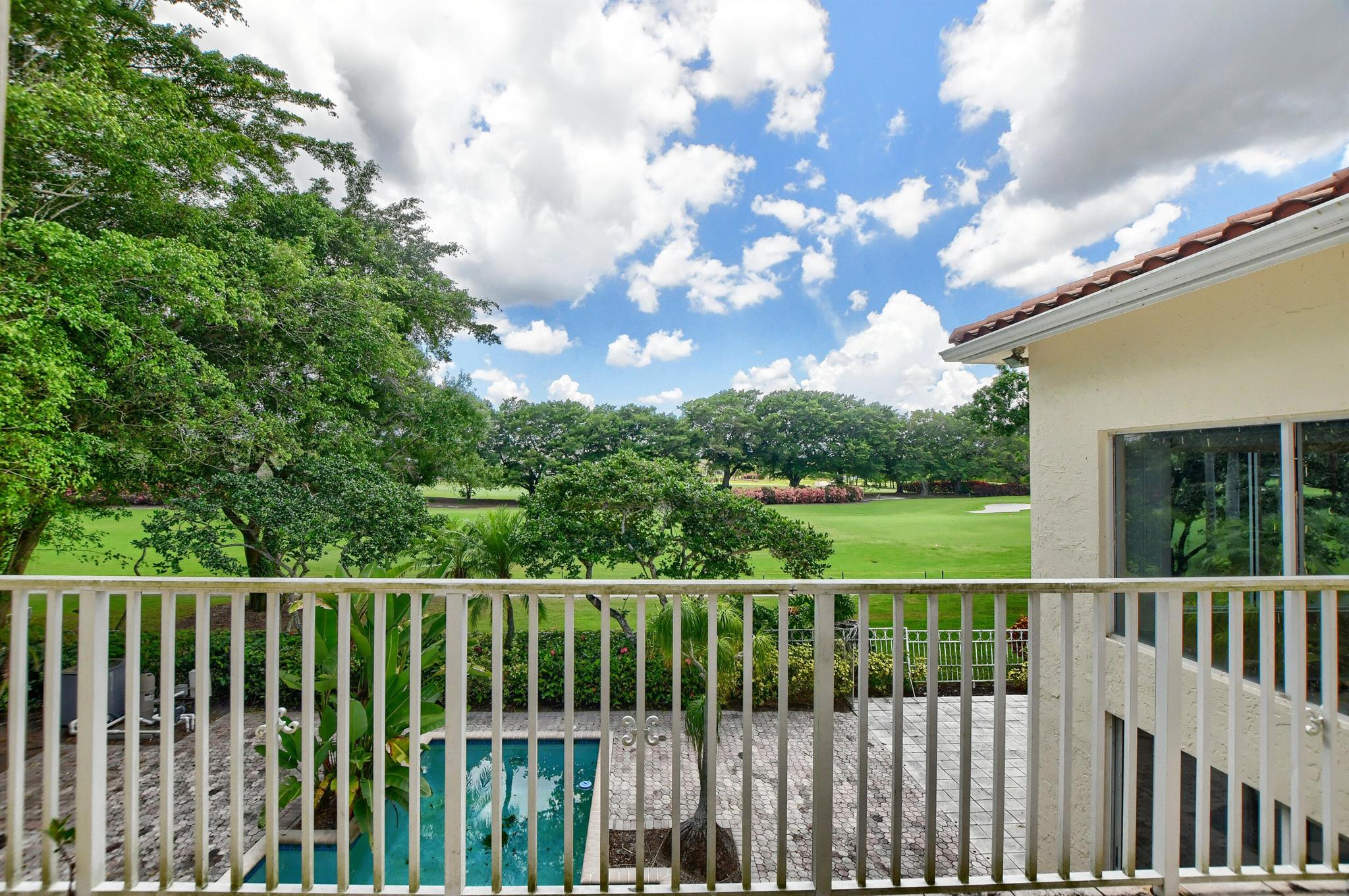 5607 NW 24th Terrace