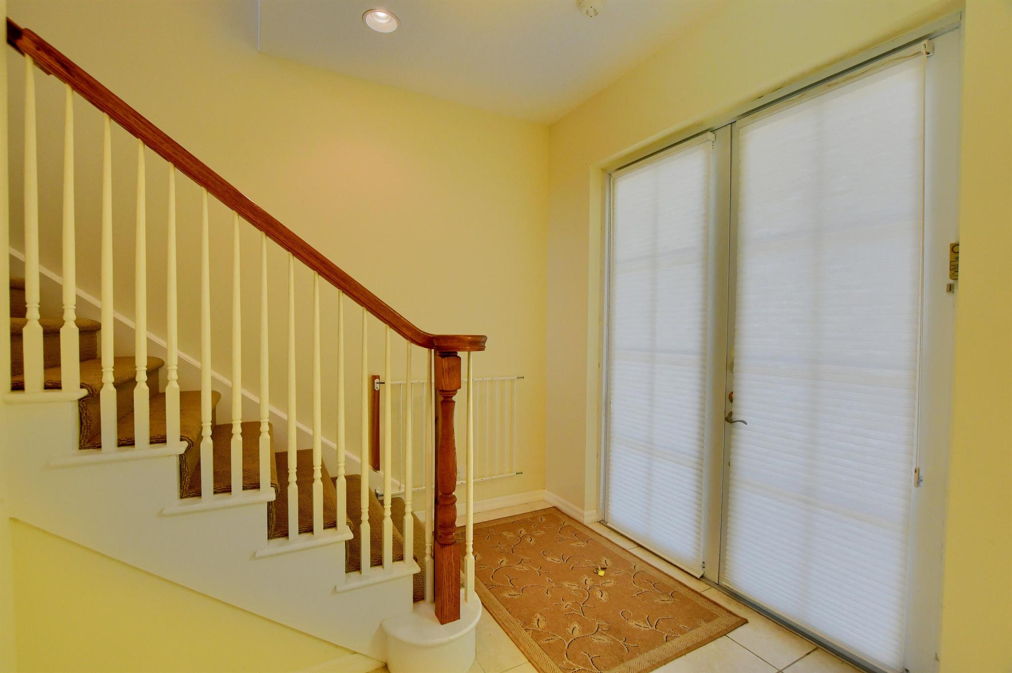 5607 NW 24th Terrace