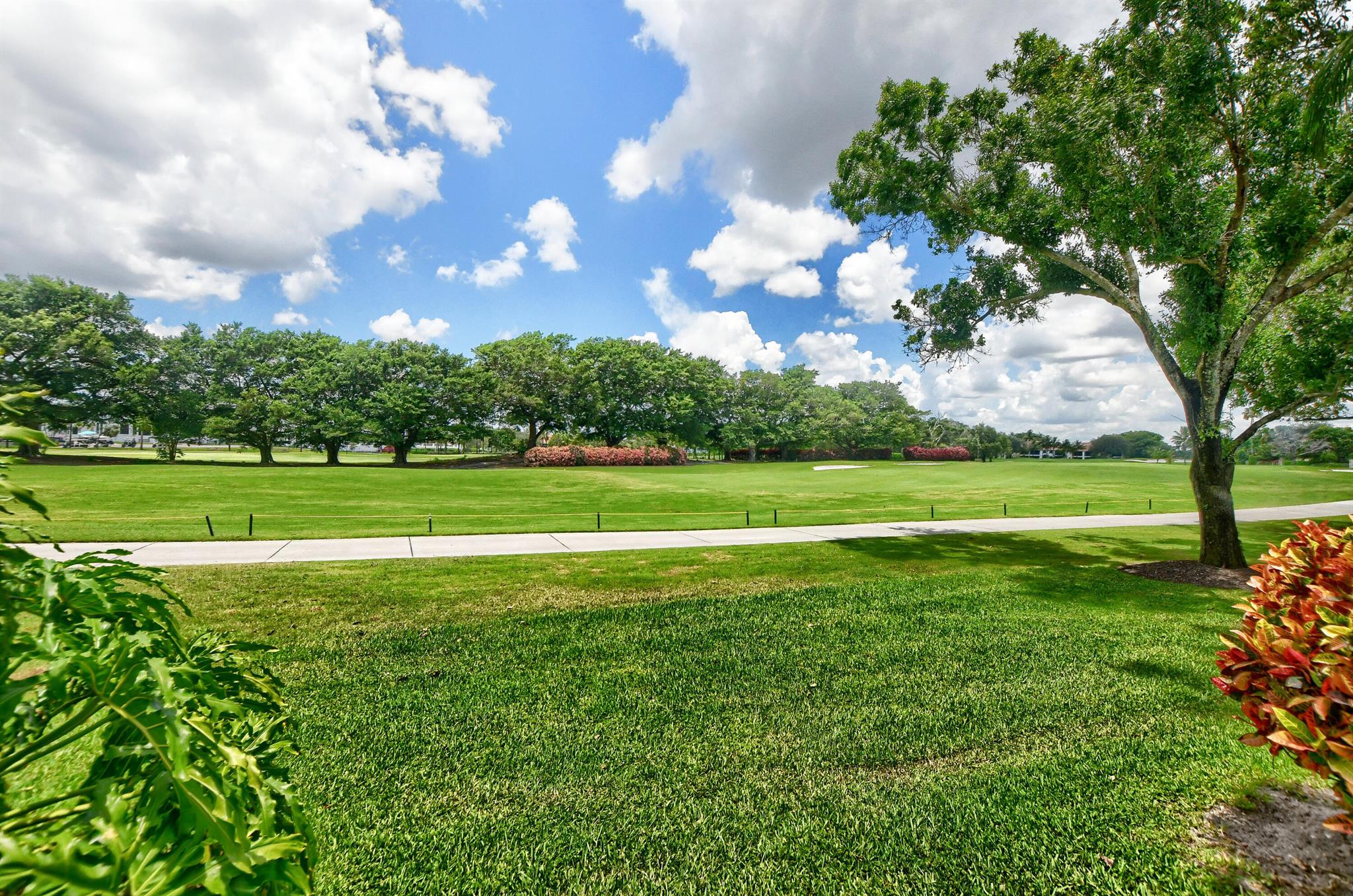 5607 NW 24th Terrace