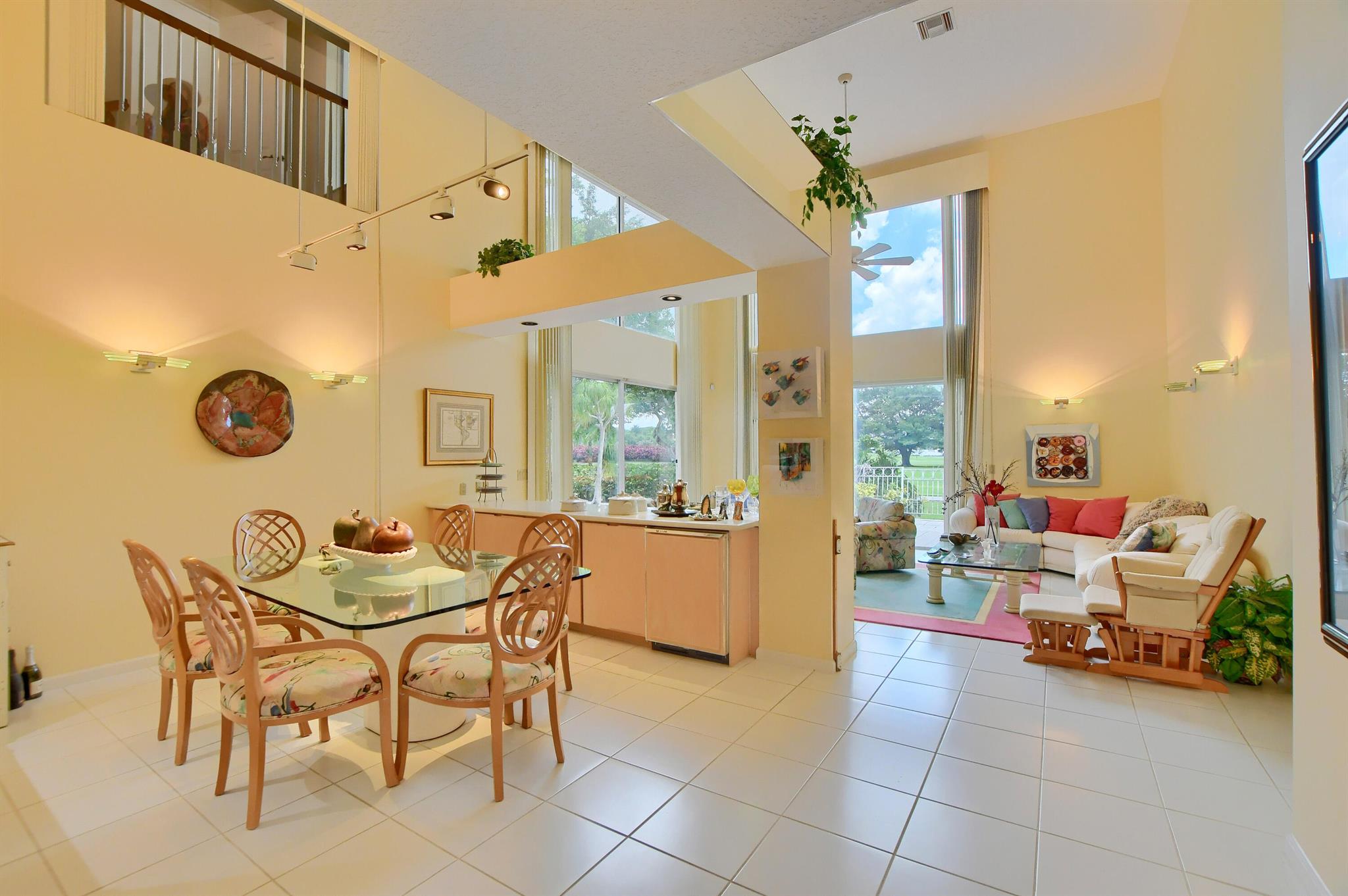 5607 NW 24th Terrace