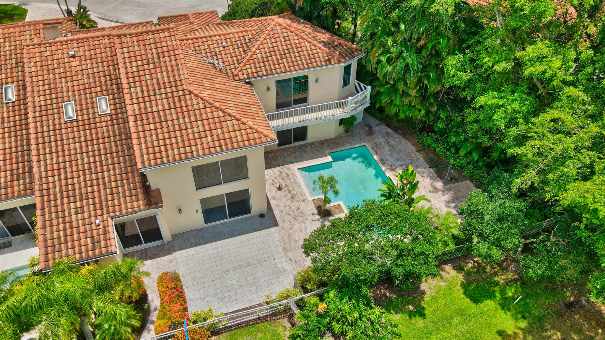 5607 NW 24th Terrace