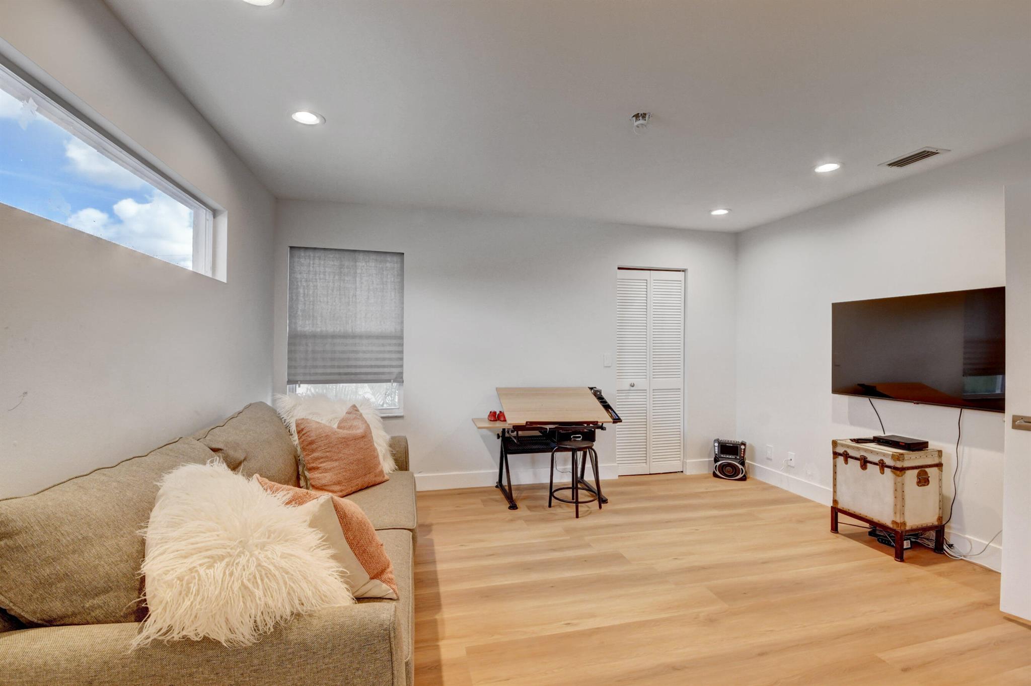 6671 NW 23rd Terrace