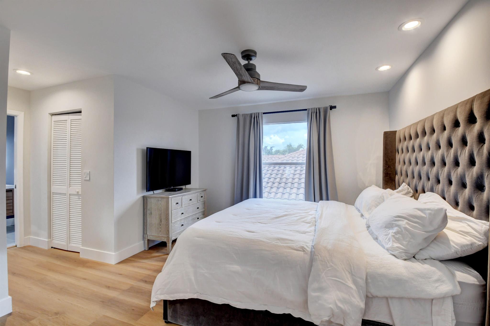 6671 NW 23rd Terrace