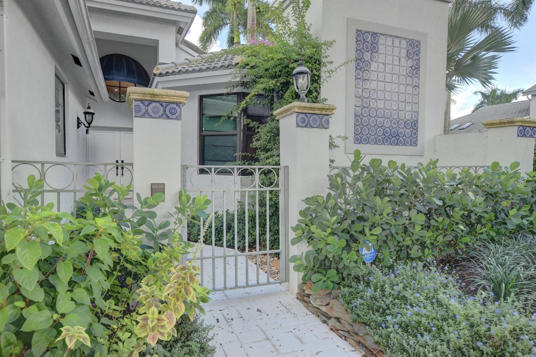 2101 NW 60th Circle