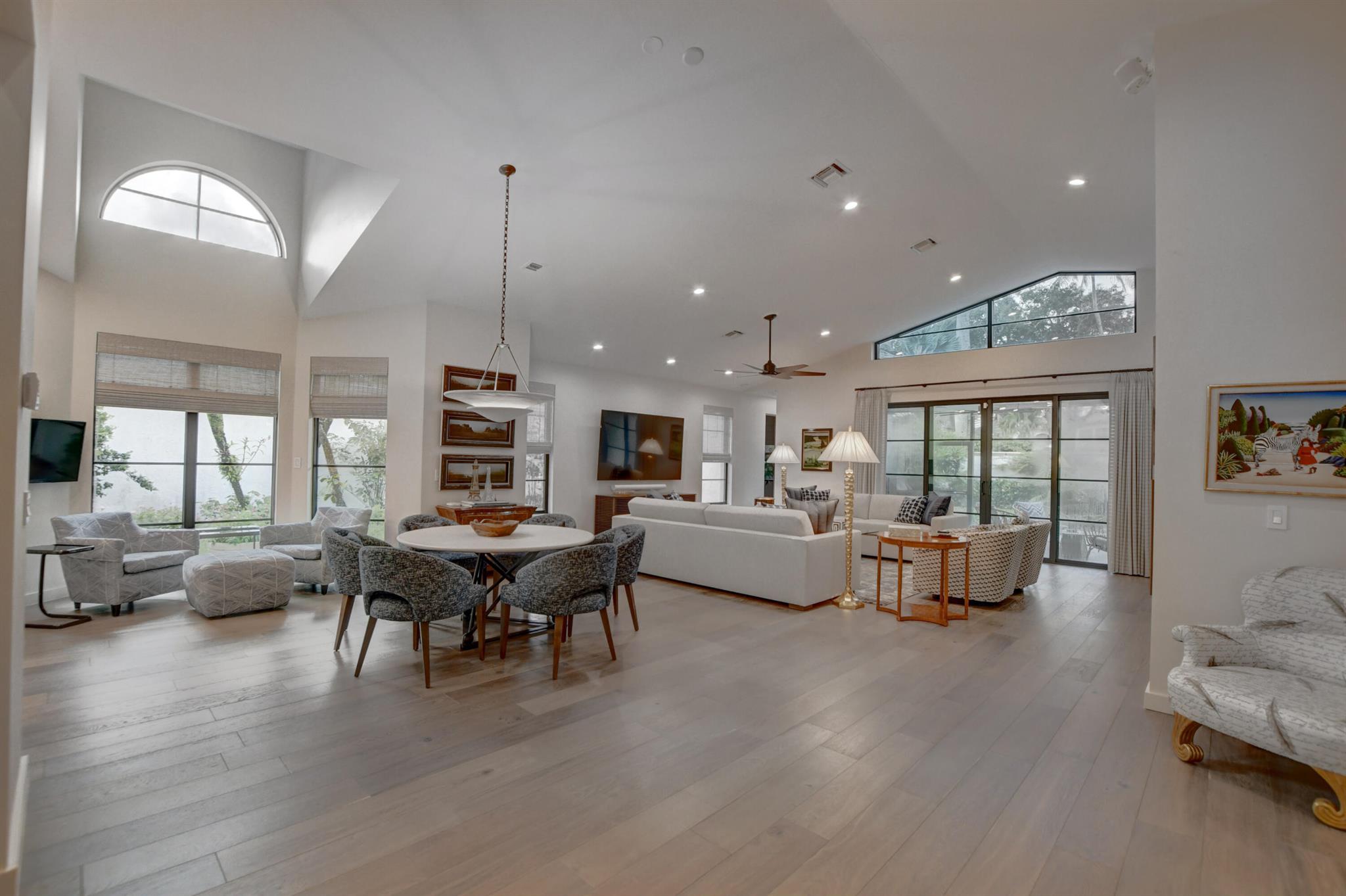2101 NW 60th Circle