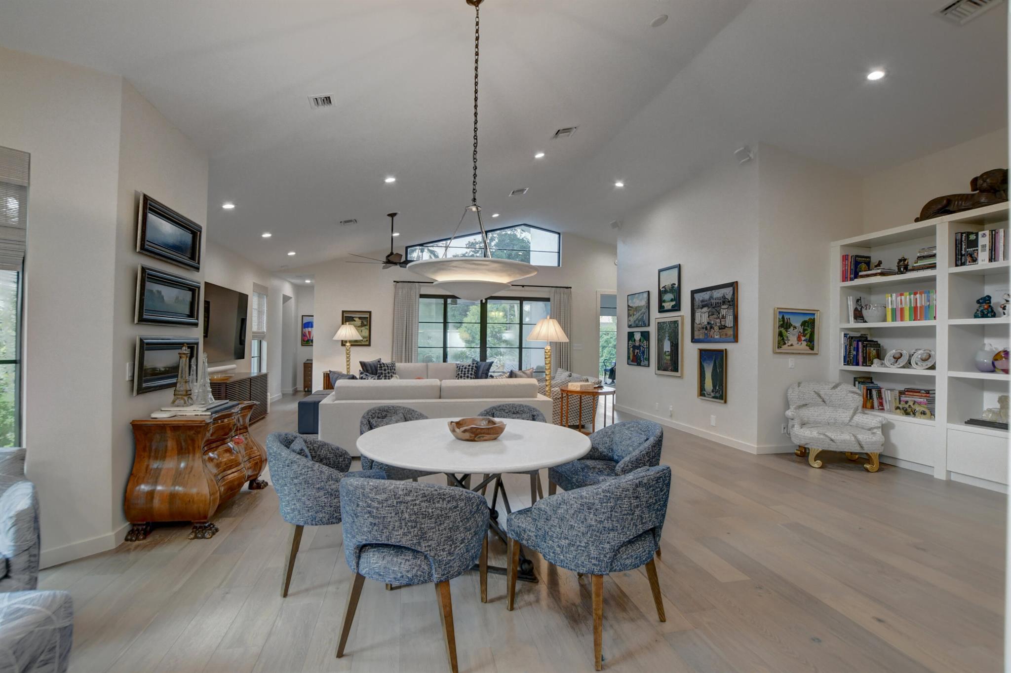 2101 NW 60th Circle