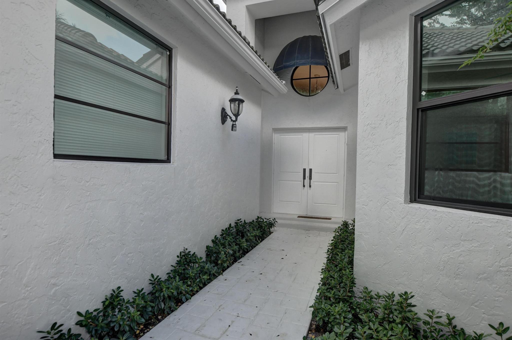 2101 NW 60th Circle