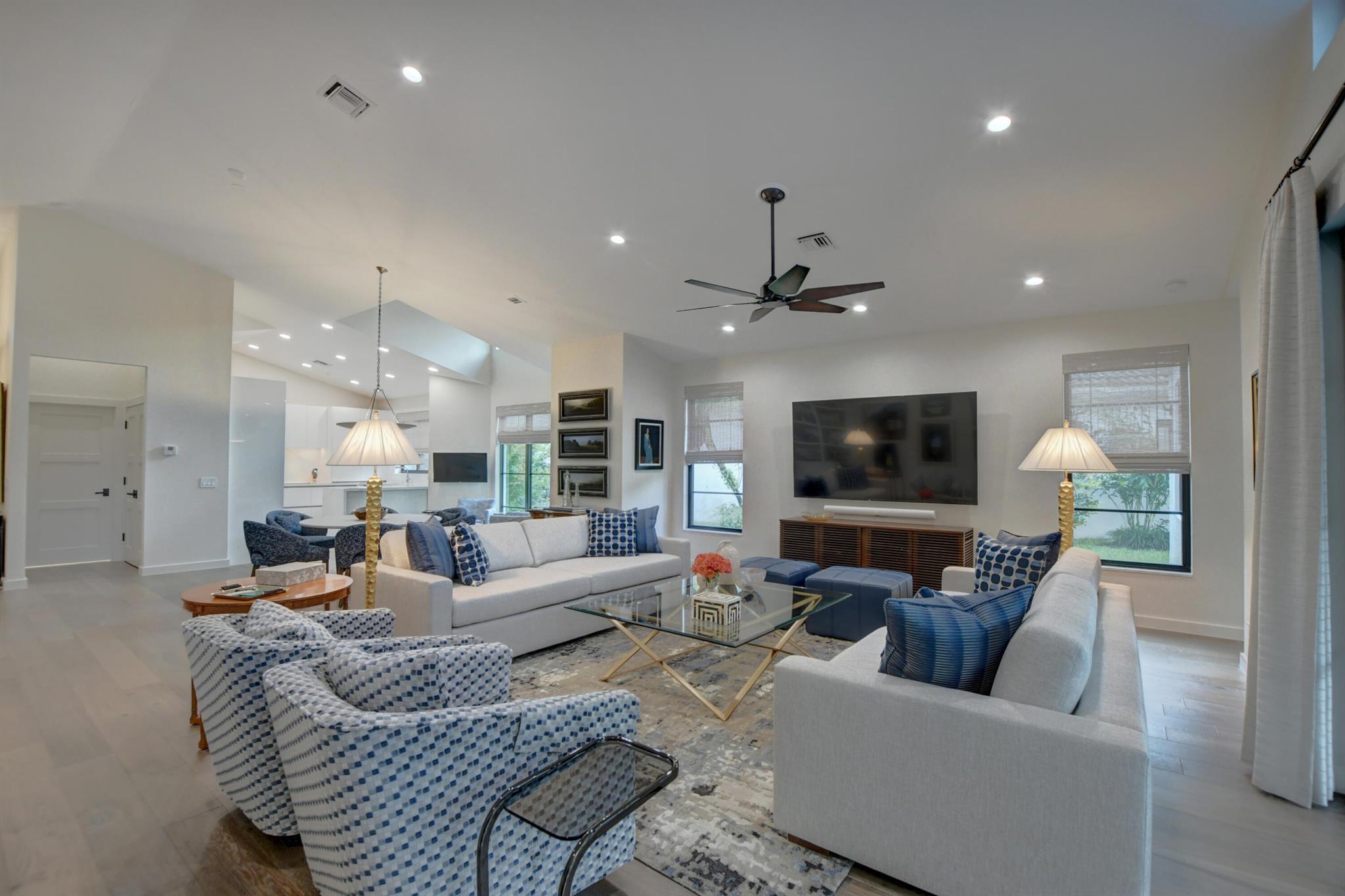 2101 NW 60th Circle