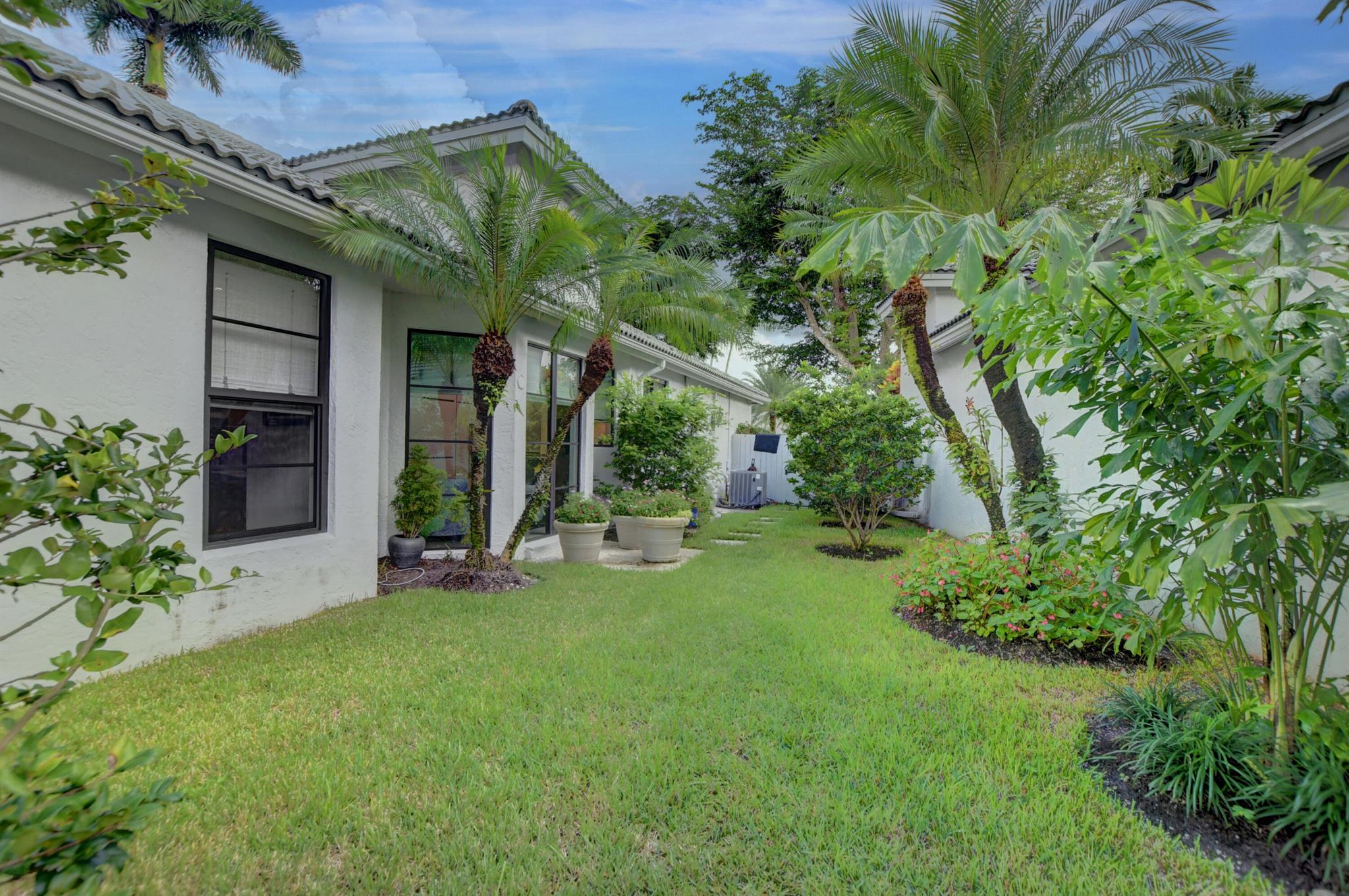 2101 NW 60th Circle