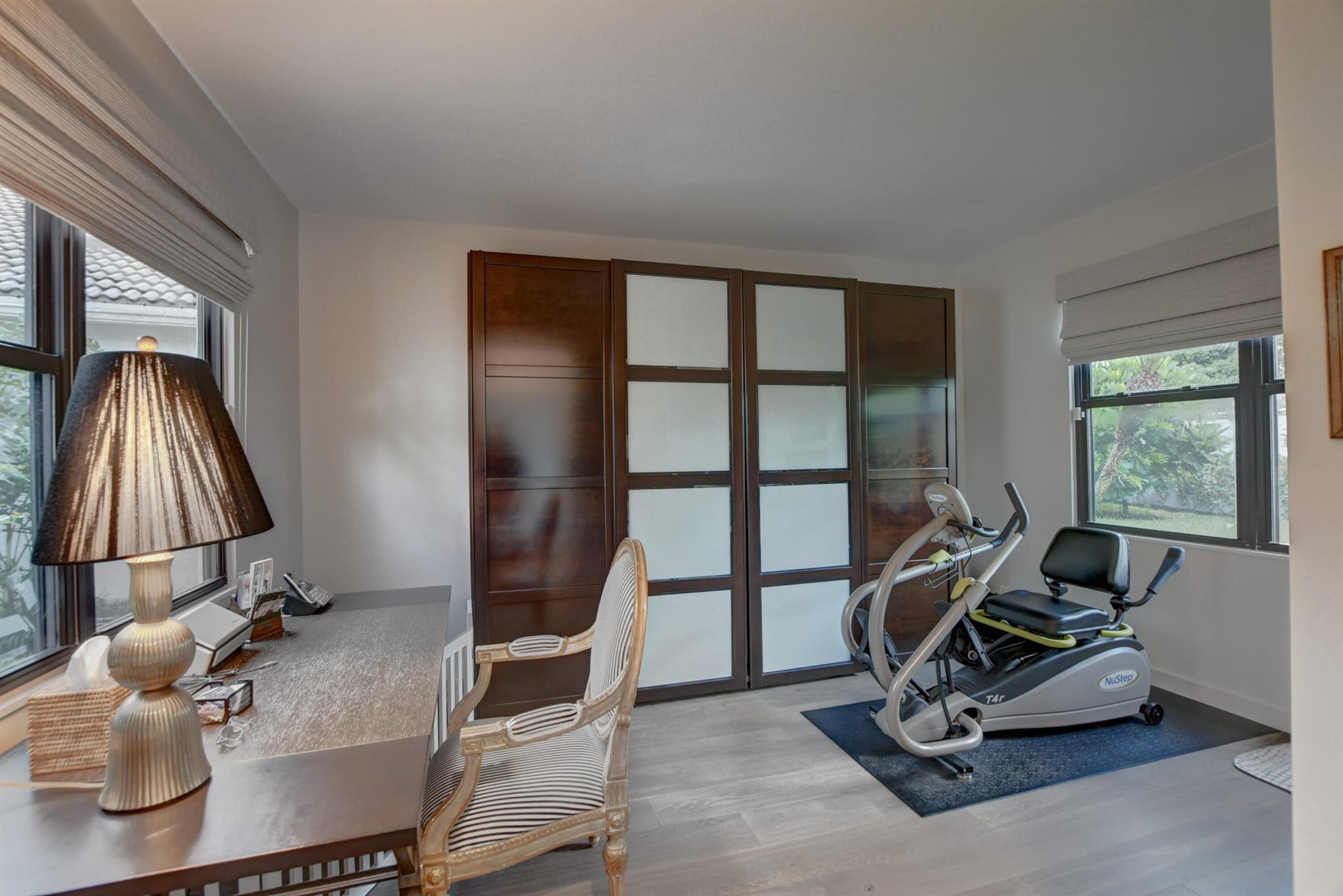 2101 NW 60th Circle