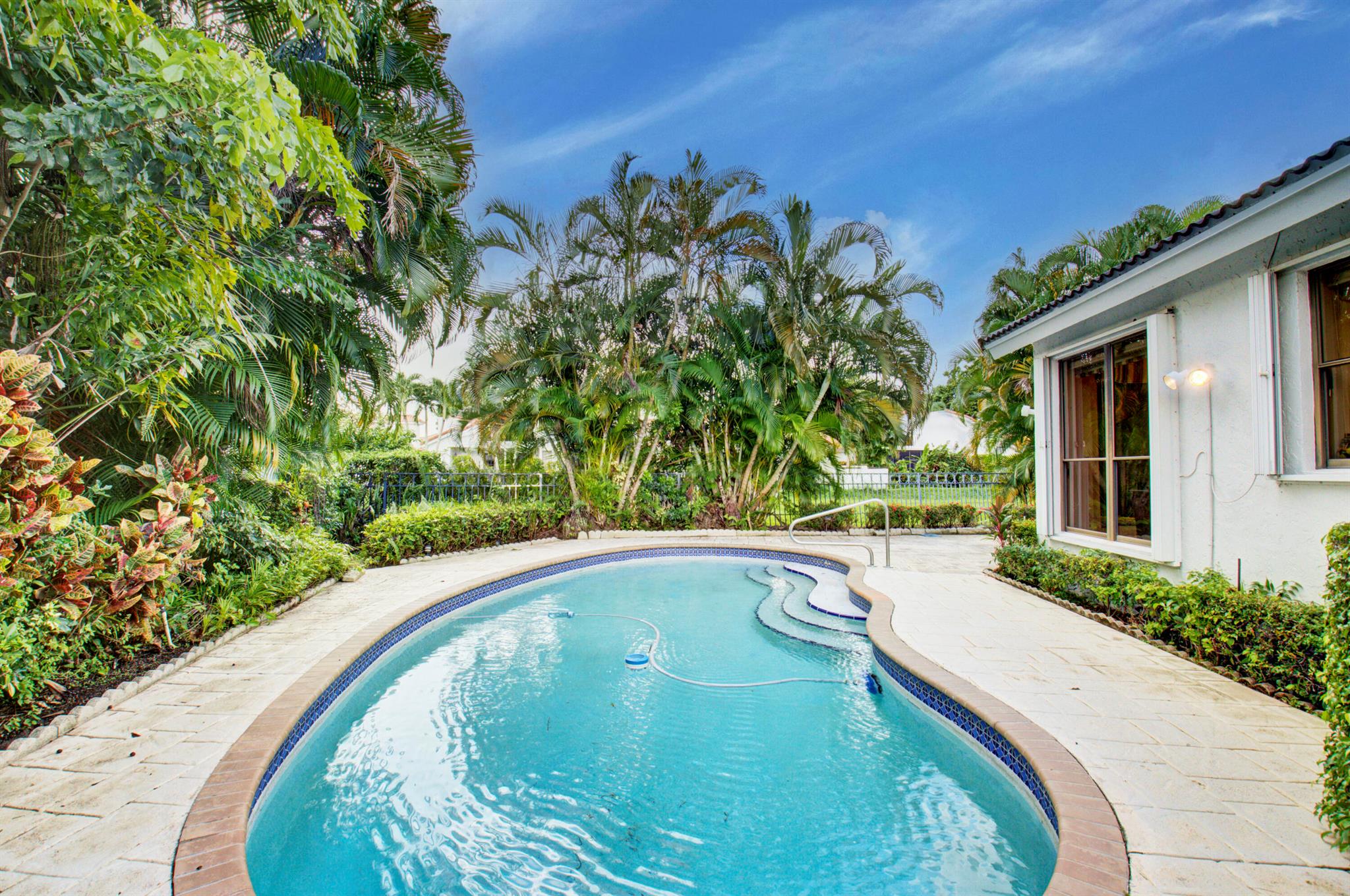 2106 NW 60th Circle