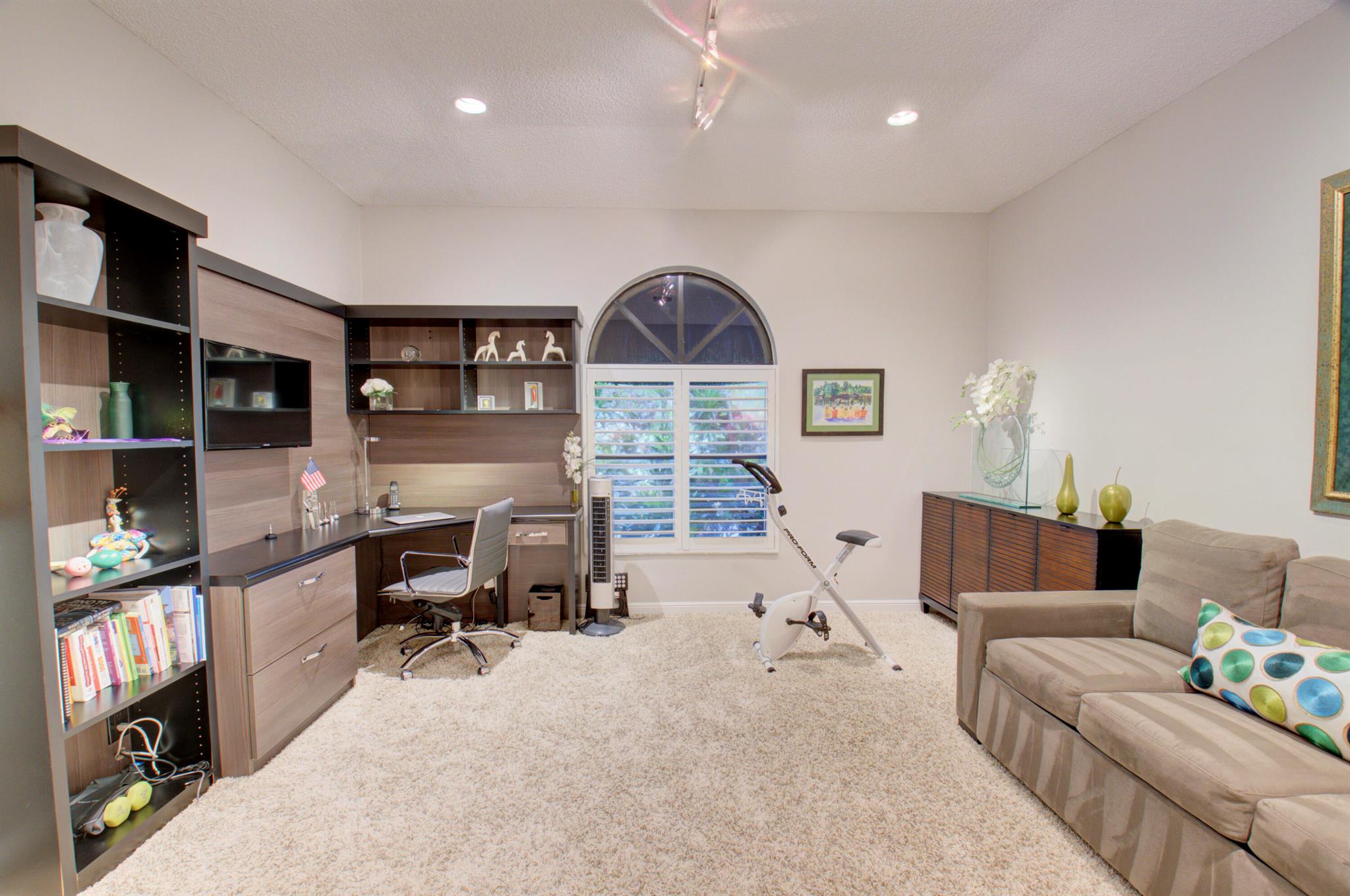 2106 NW 60th Circle