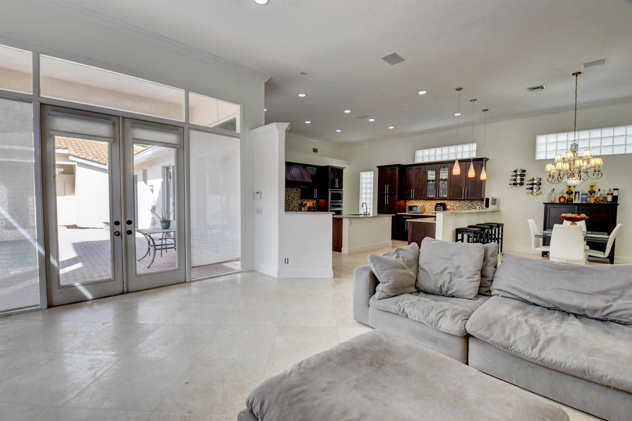 6612 NW 23rd Terrace