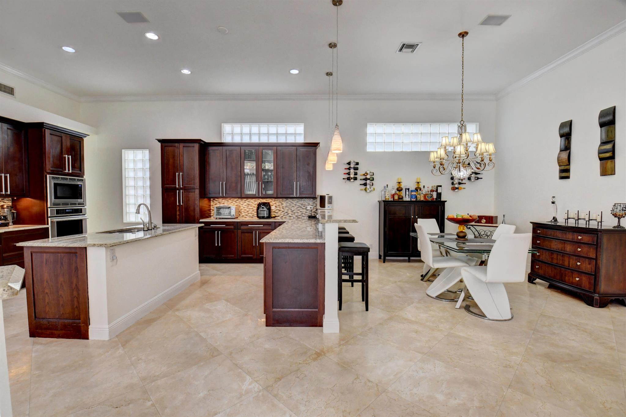 6612 NW 23rd Terrace