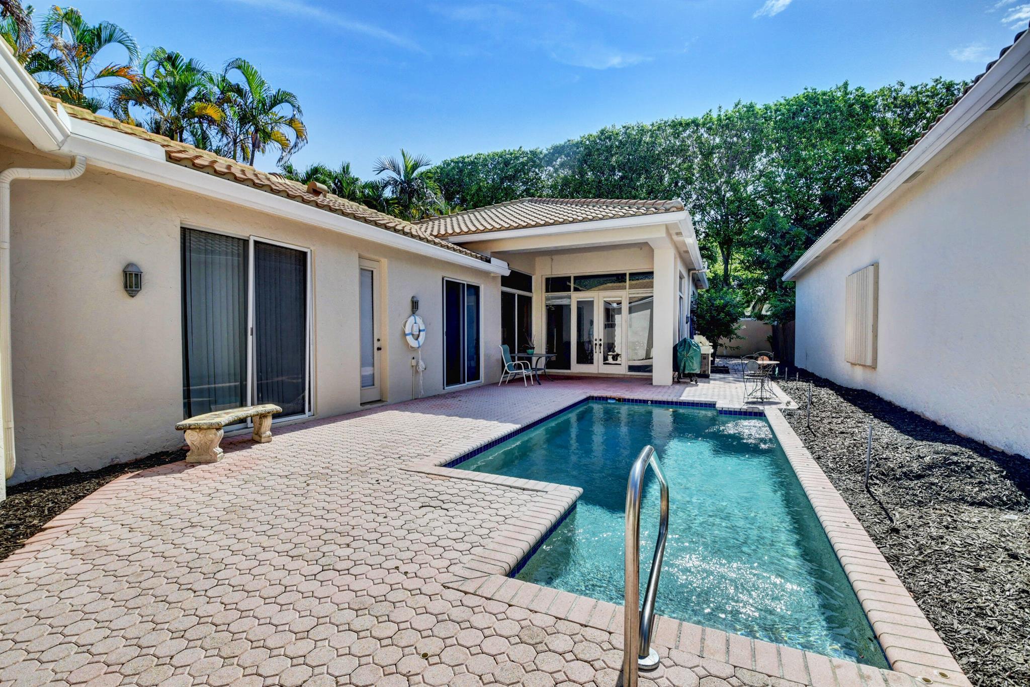 6612 NW 23rd Terrace