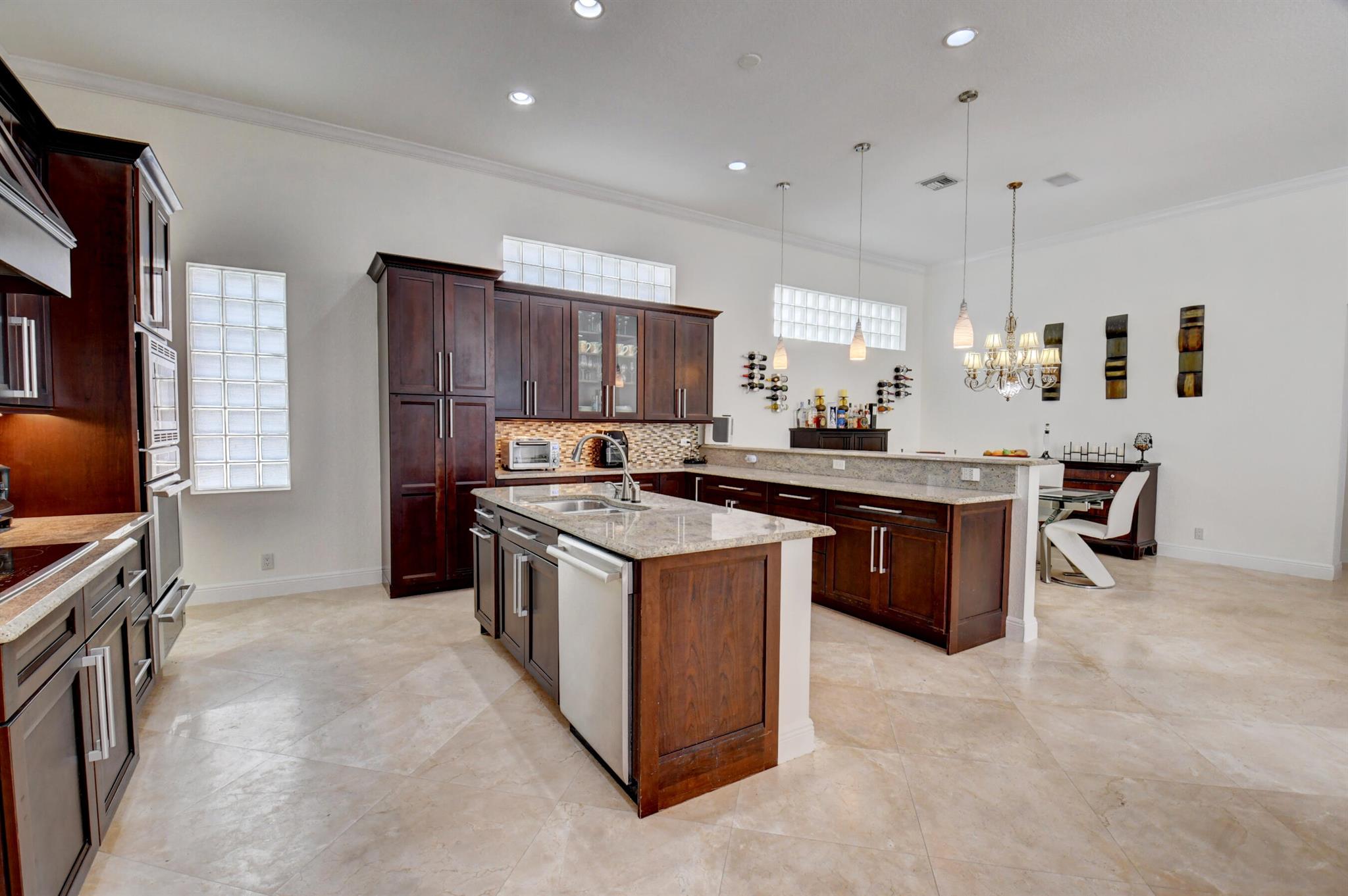 6612 NW 23rd Terrace