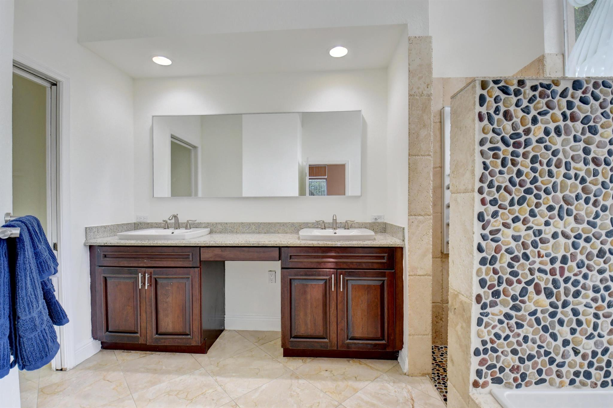 6612 NW 23rd Terrace