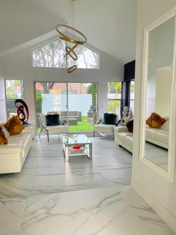 2252 NW 53 Rd Street