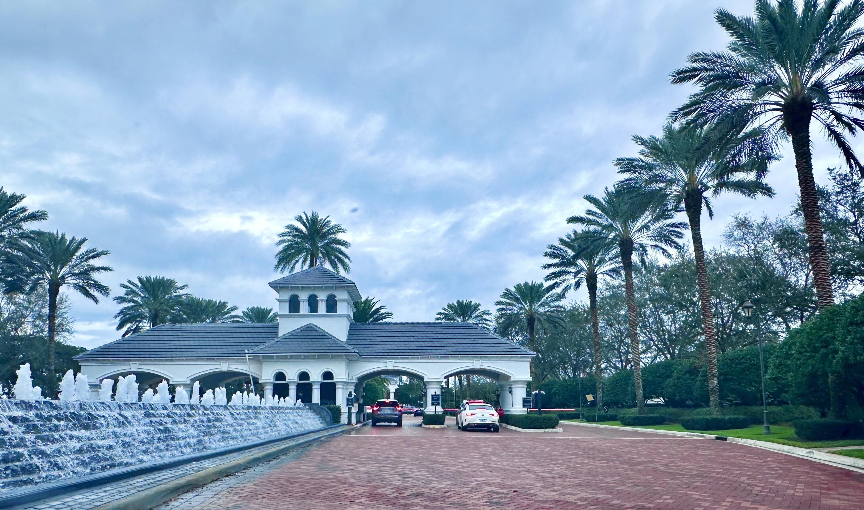 2252 NW 53 Rd Street