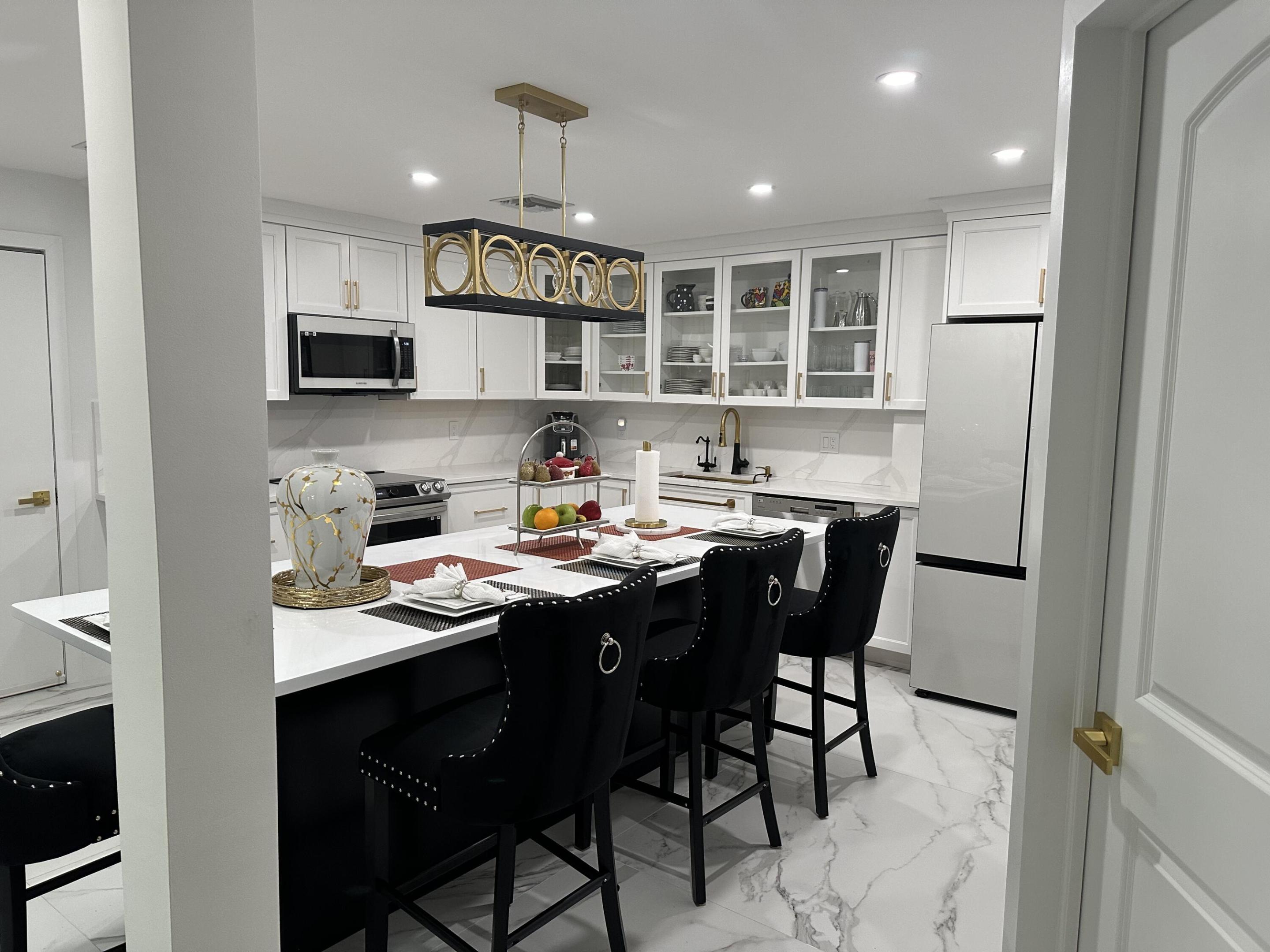 2252 NW 53 Rd Street