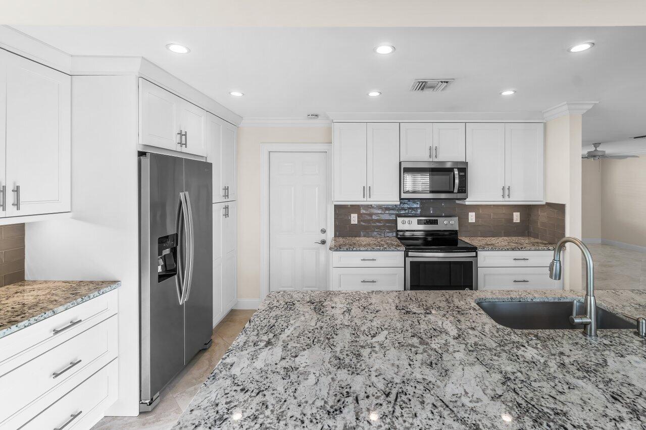 2096 SW 13th Terrace