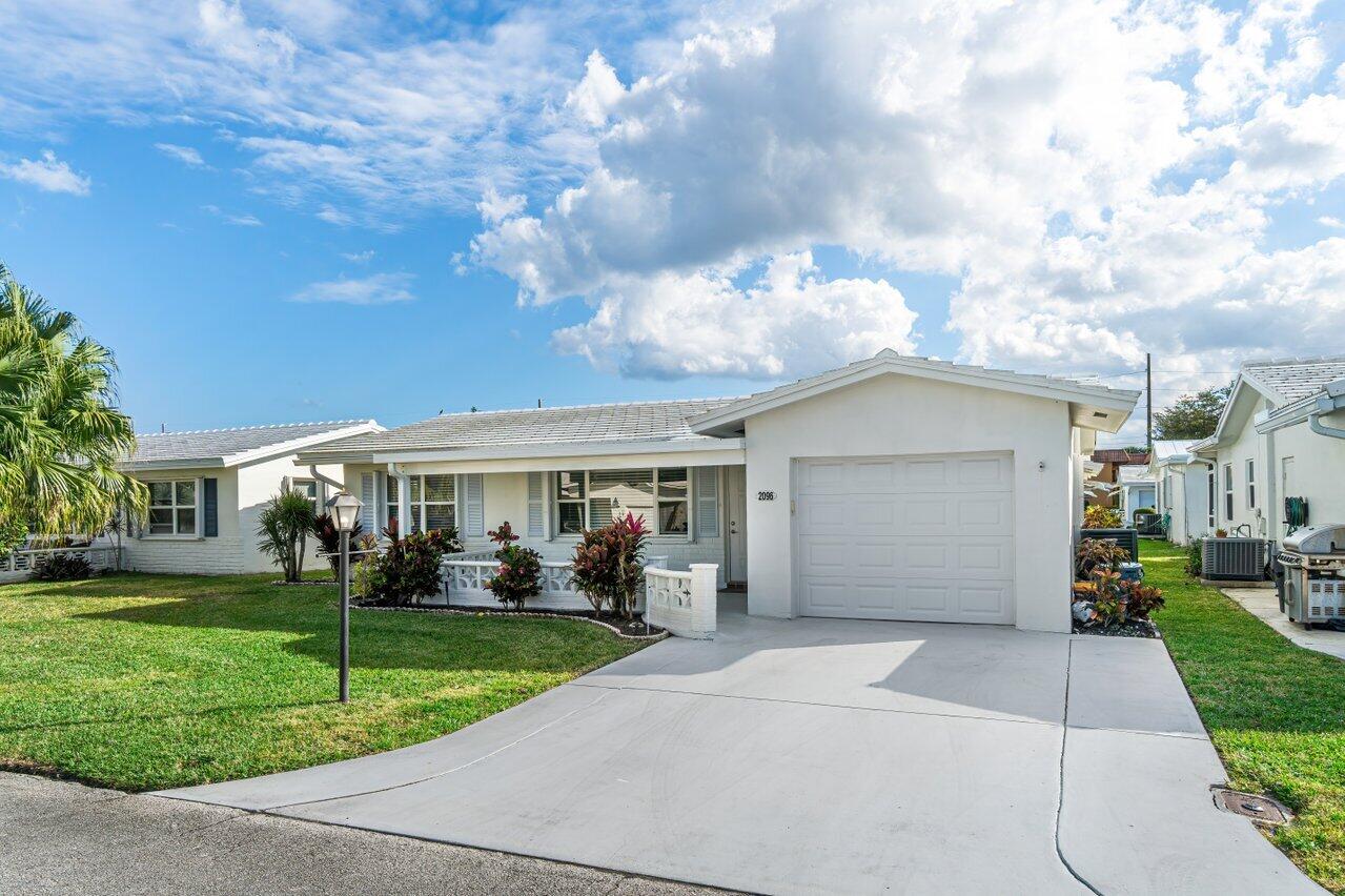 2096 SW 13th Terrace